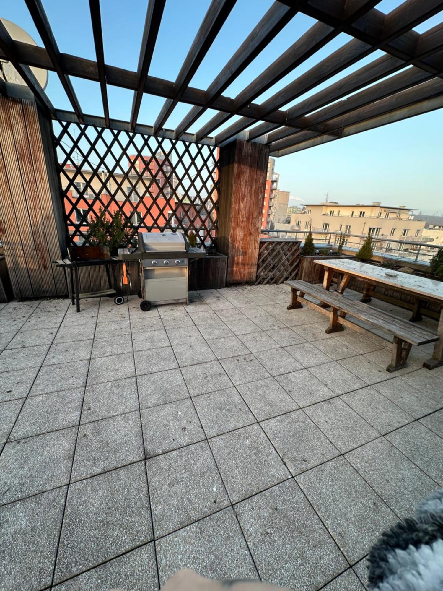 Apartment Prostorny Stresni Byt S Terasou